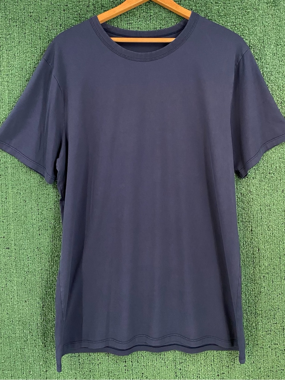 Lululemon Zeroed In Short-Sleeve Navy Blue T- Shirt Men’s Size Large